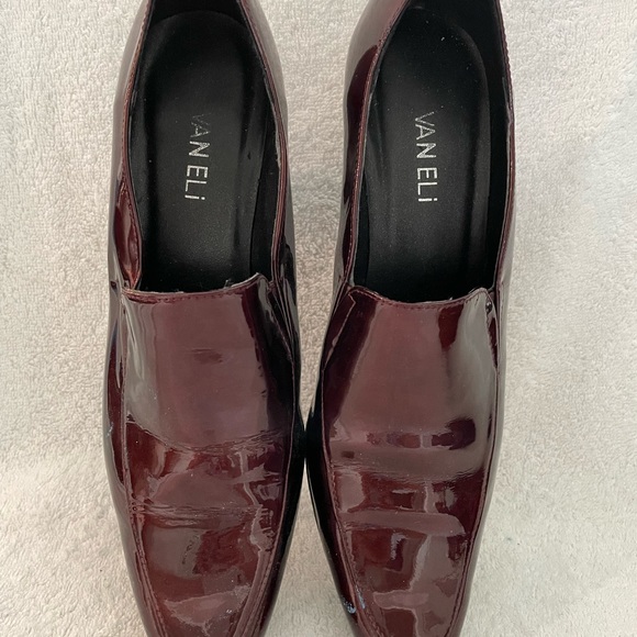 Vaneli leather pumps - Picture 1 of 2
